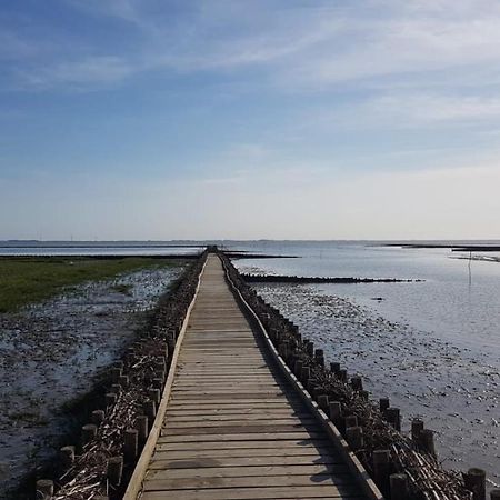 Wohnmobilstellplatz Hemenswarft An Der Nordsee - Meerblick Emmelsbull-Horsbull ภายนอก รูปภาพ